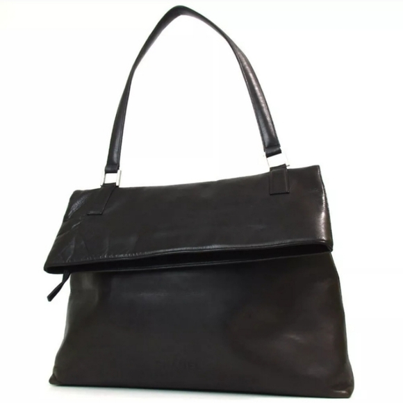 AUTHENTIC CHANEL LOGO EMBOSSED ONE SHOULDER BAG - Picture 9 of 9